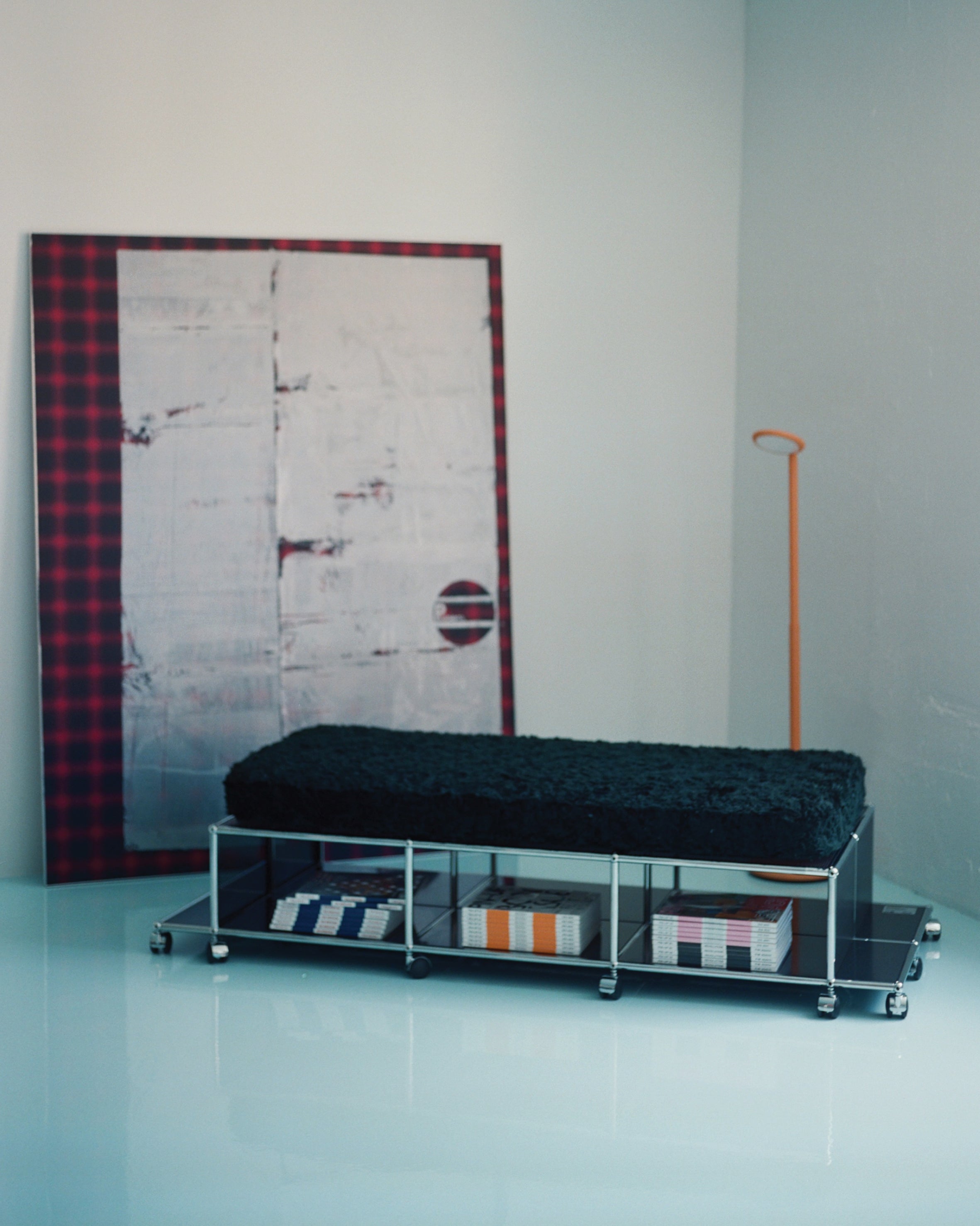 CENTRAL LOUNGE